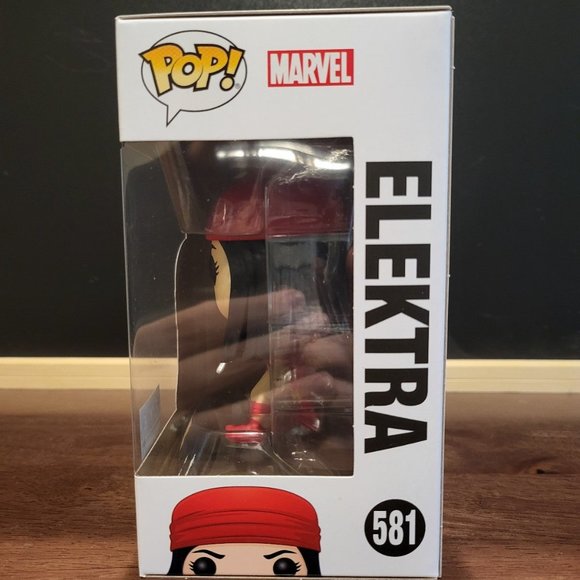 Marvel 80 Years Elektra FYE Exclusive Funko Pop - Picture 2 of 7